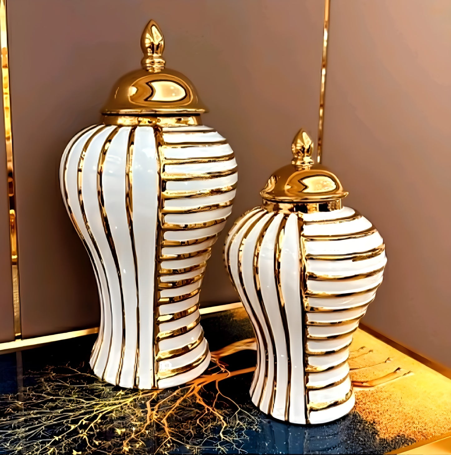 White and Gold Ceramic Jar Set – Luxurious Decorative Jars for Elegant Interiors