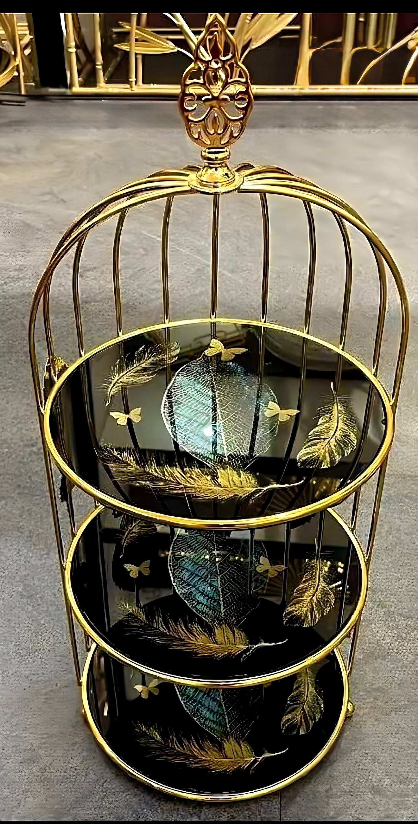 Luxury 3-Tier Gold Leaf Stand – Elegant Display for Modern Interiors